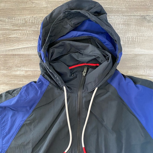 Nike Kyrie Irving windbreaker jacket - Picture 7 of 8